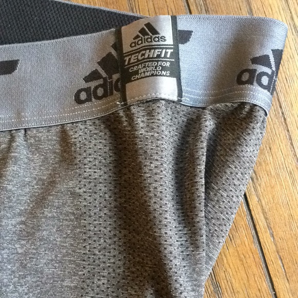 Adidas ⭐️1 of a kind⭐️ SAMPLE Capri Training Pants - Picture 8 of 8